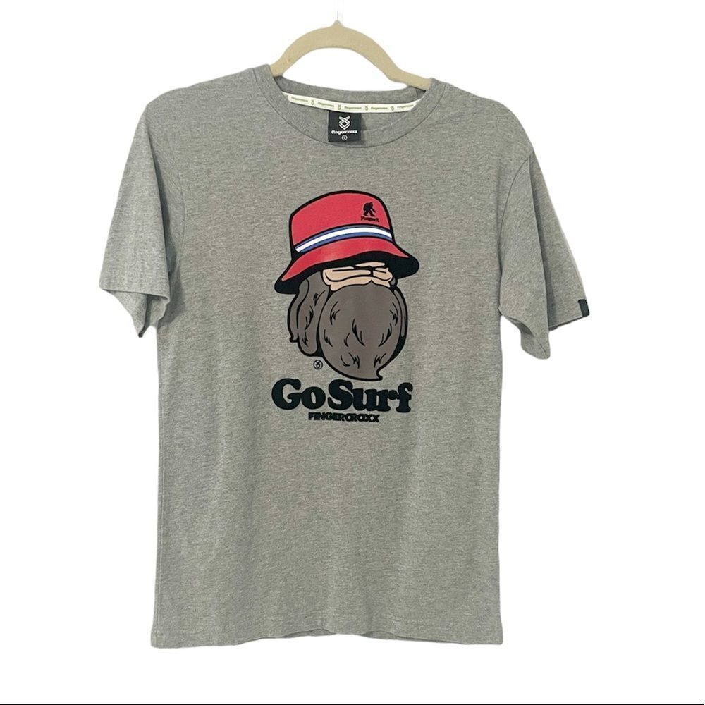 🟢Fingercroxx Go Surf Grey Graphic T Shirt Size S